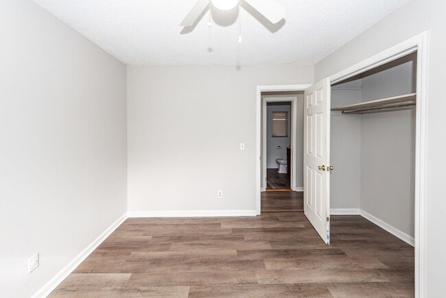 Building Photo - 4 Bedroom, 2.5 Bathroom Home on James Island