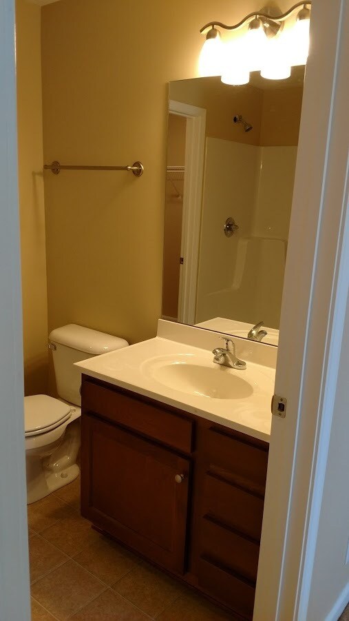 Building Photo - 11301 Breeze Cir