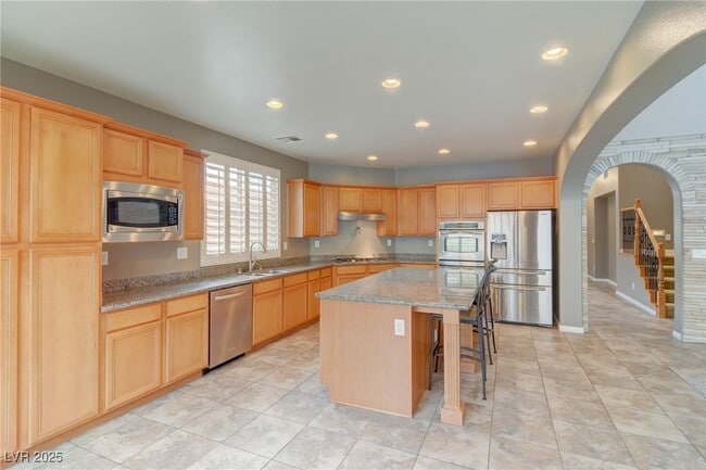 Building Photo - 8442 Elche Ct