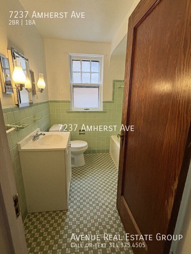 Building Photo - 7237 Amherst Ave
