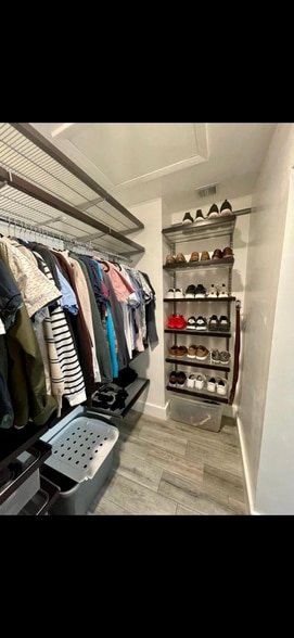 Building Photo - 1250 NW 122nd Ter