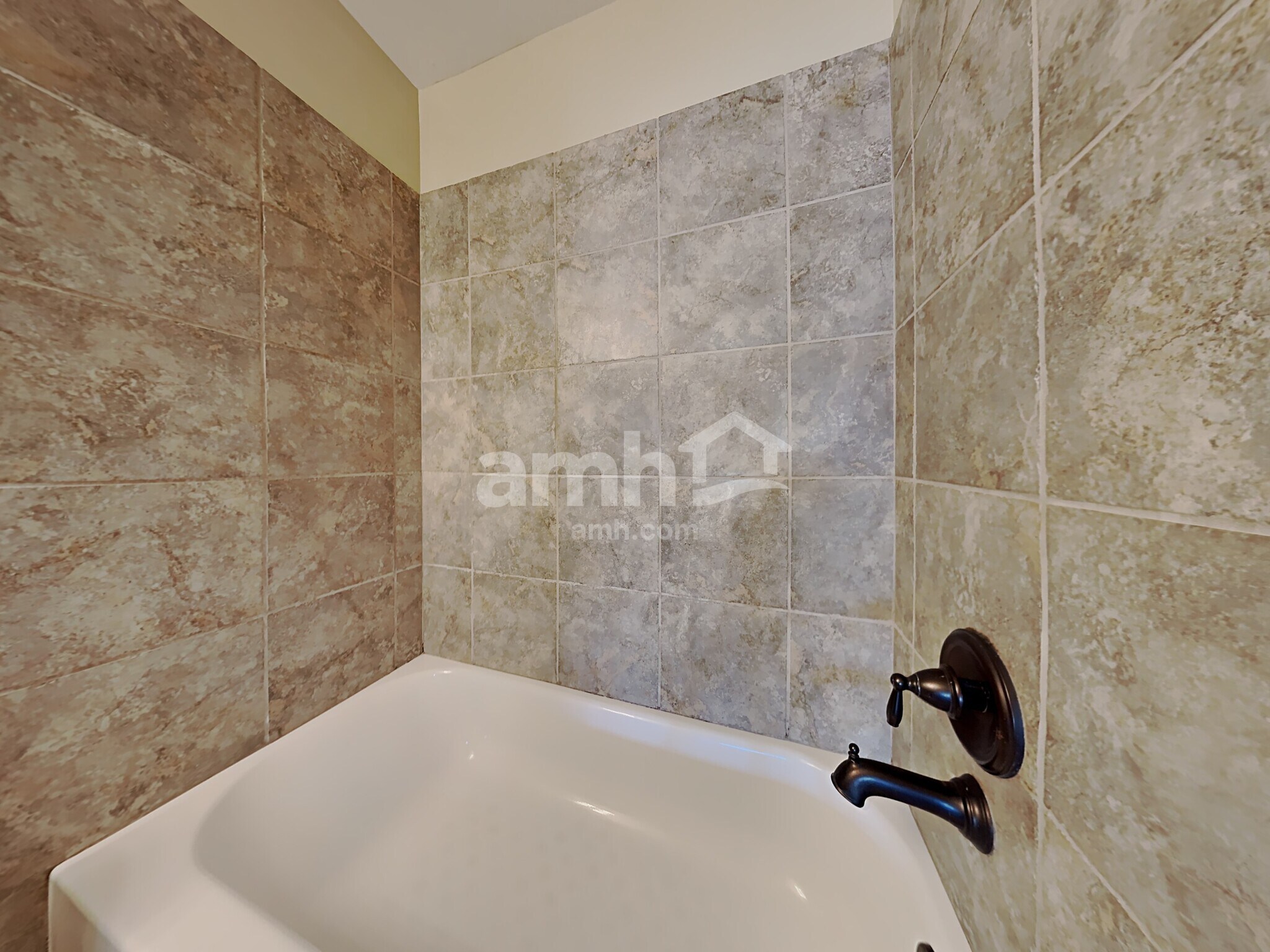 Building Photo - 4940 Grace View Ln