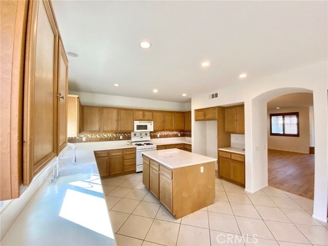 Building Photo - 13091 Jardene St