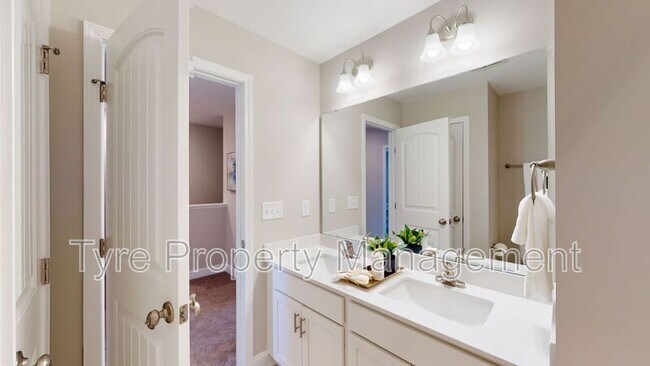 Building Photo - 2632 Sailor Rose Ln