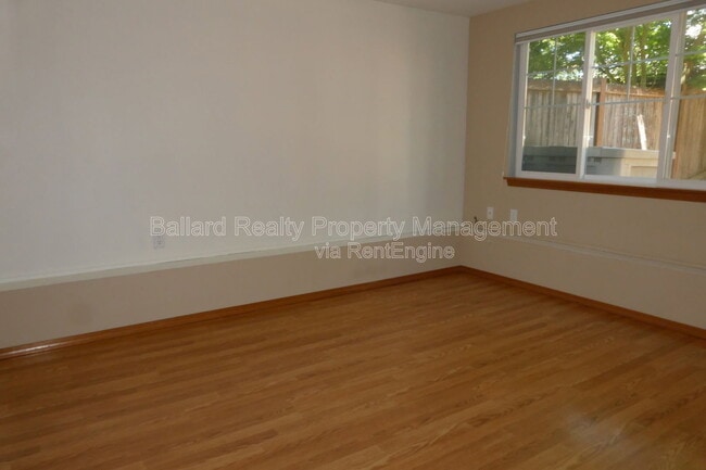 Building Photo - 810 NW 50th St