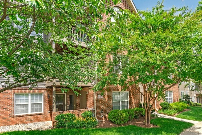 Building Photo - Don’t miss your chance to make it yours!