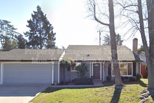 Primary Photo - 8313 Encino Ave