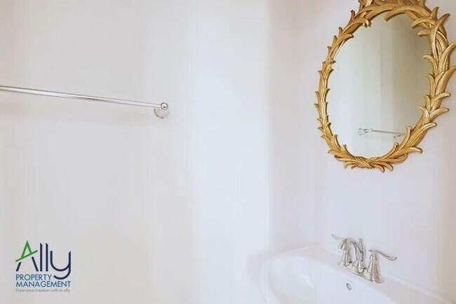 Building Photo - 2424 Pocoson Wood Ct