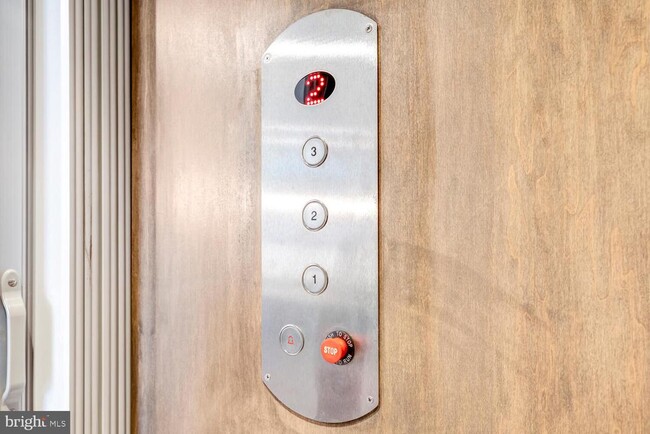 Building Photo - 7770 Belvale Dr