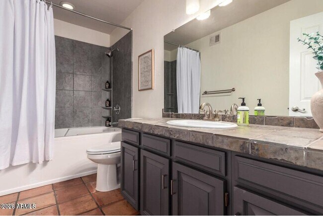 Building Photo - 4825 E Andora Dr