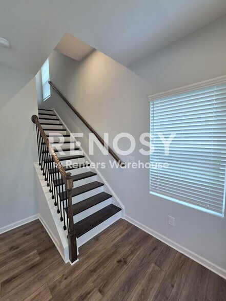 Building Photo - 2907 Beaconwood Ct