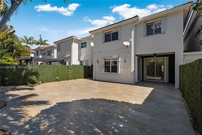 Building Photo - 7044 NW 115th Ct