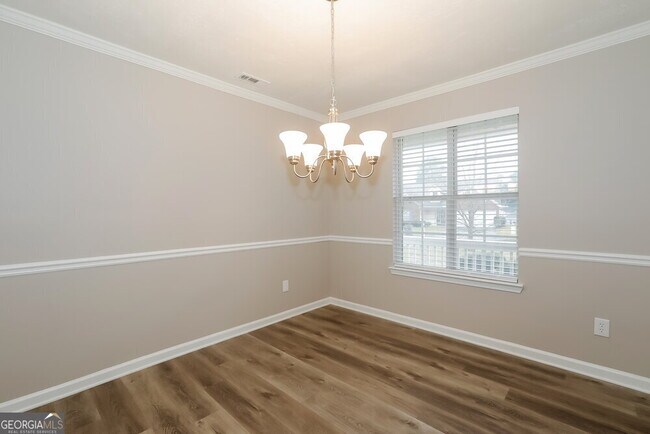 Building Photo - 5713 Colonnade Dr
