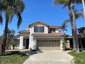 Building Photo - Luxury Living at La Costa Valley