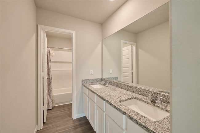 Building Photo - 2460 Shellcracker Dr