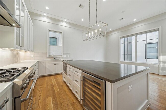 Building Photo - 1509 Caywood Ln