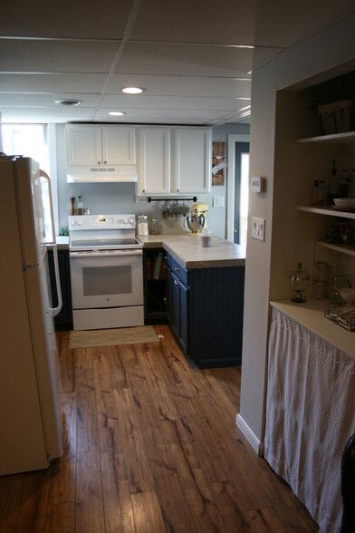 Building Photo - 22 N Railroad St