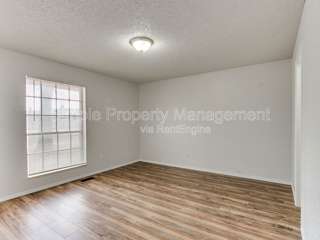 Building Photo - 5713 NW 114th St