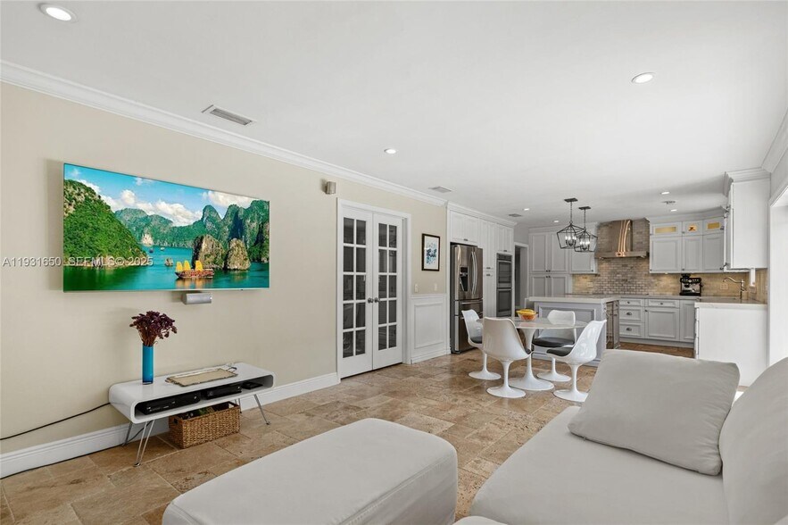 Building Photo - 7360 SW 115th St