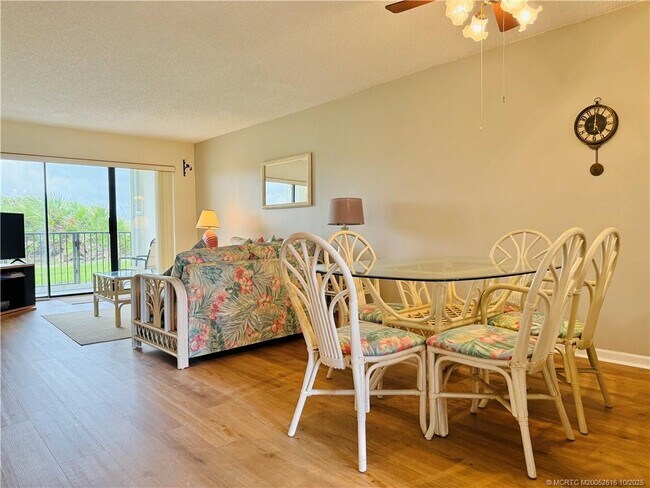 Building Photo - 9490 S Ocean Dr
