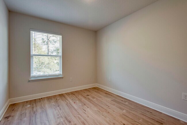 Building Photo - 67 Sandhill Pines Dr
