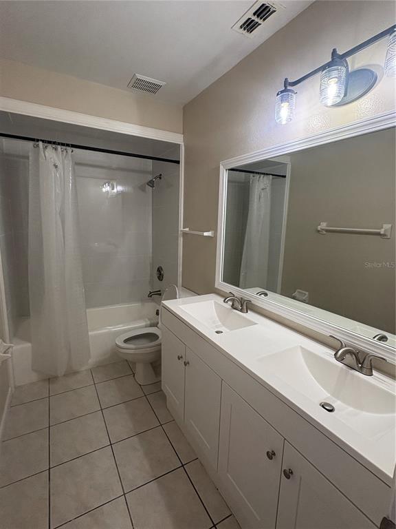 Building Photo - 3122 Julia Ct