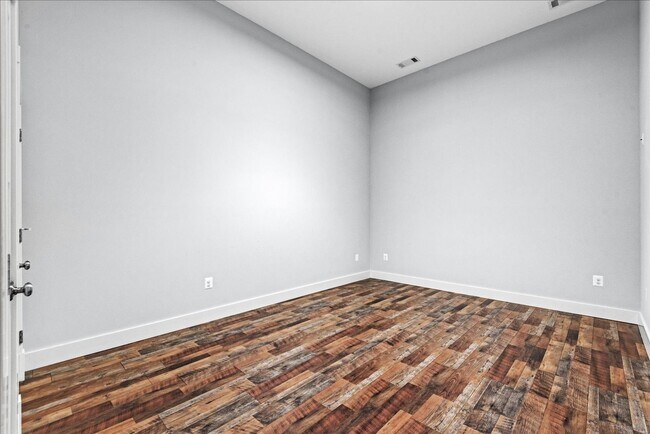 Building Photo - 2 Bedroom 3 Bath is Stafford, VA