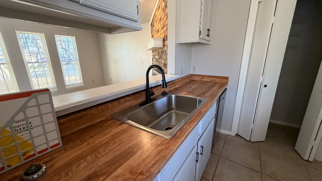 Building Photo - 14409 Keri Cir