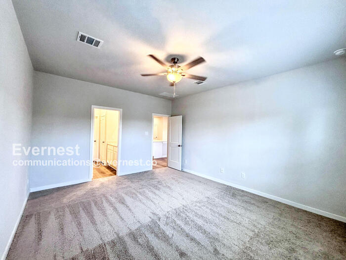 Building Photo - 32506 Timber Point Dr