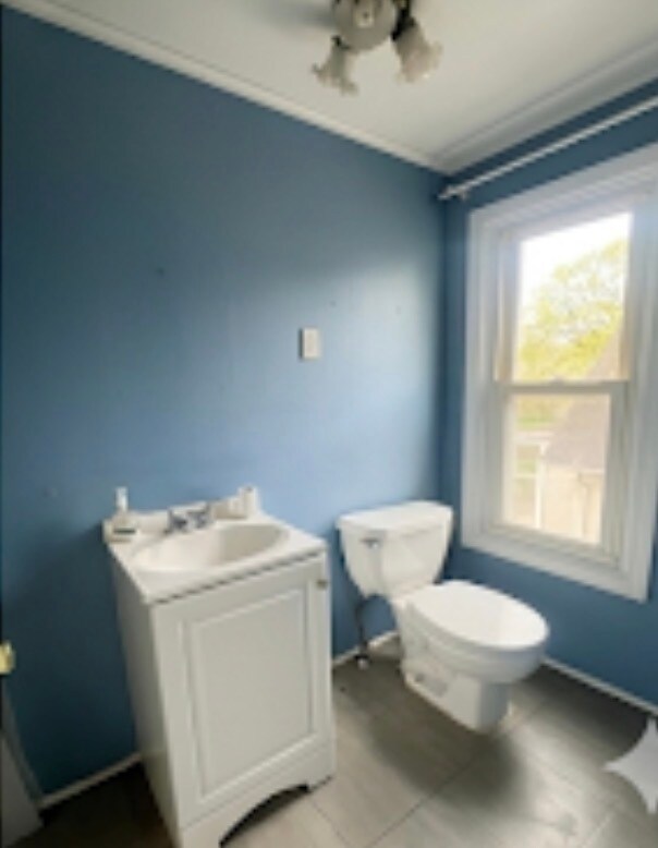 Building Photo - 110 S Orchard St