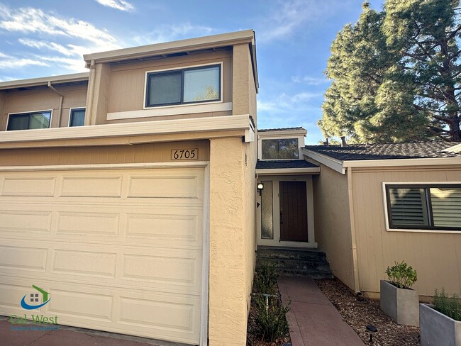 $3750 - Remodeled 3 Bed/2.5 Bath Townhome... - $3750 - Remodeled  3 Bed/2.5 Bath Townhome...