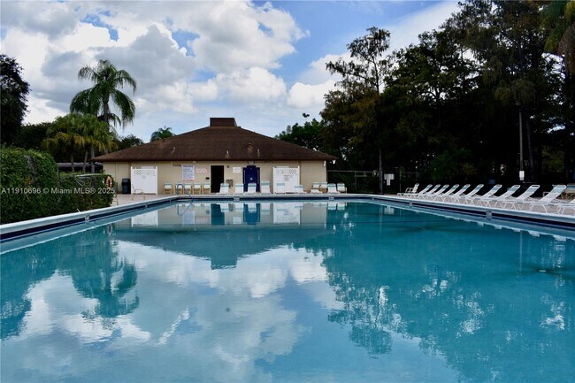 Building Photo - 7860 NW 50th St