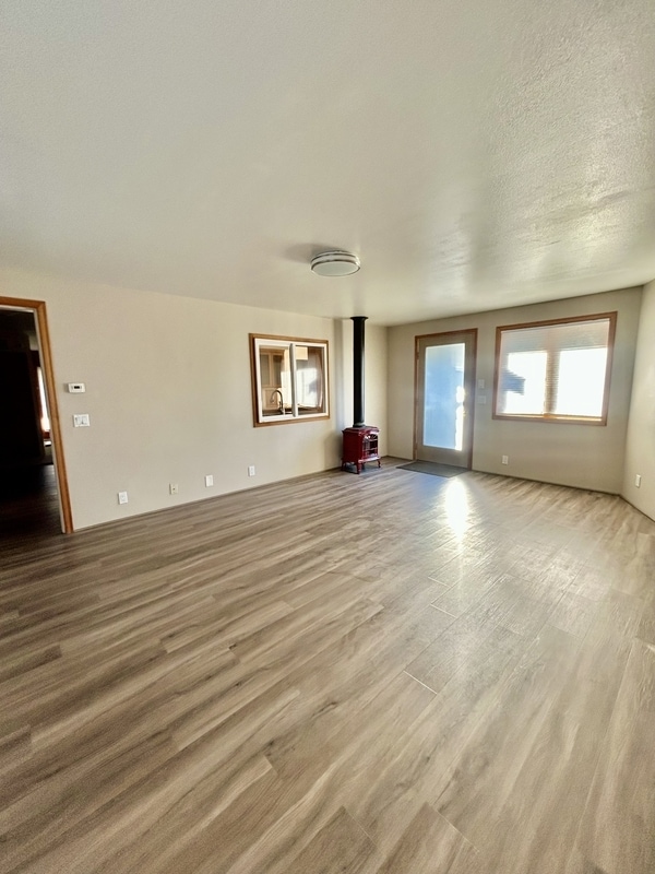 Building Photo - 606 Mead Ave