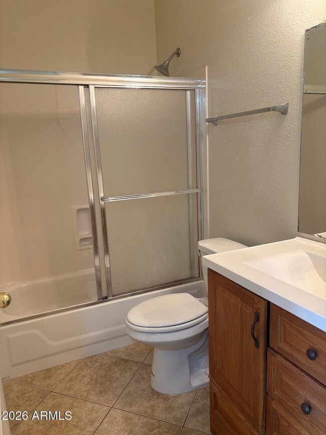 Building Photo - 1913 E Marquette Dr