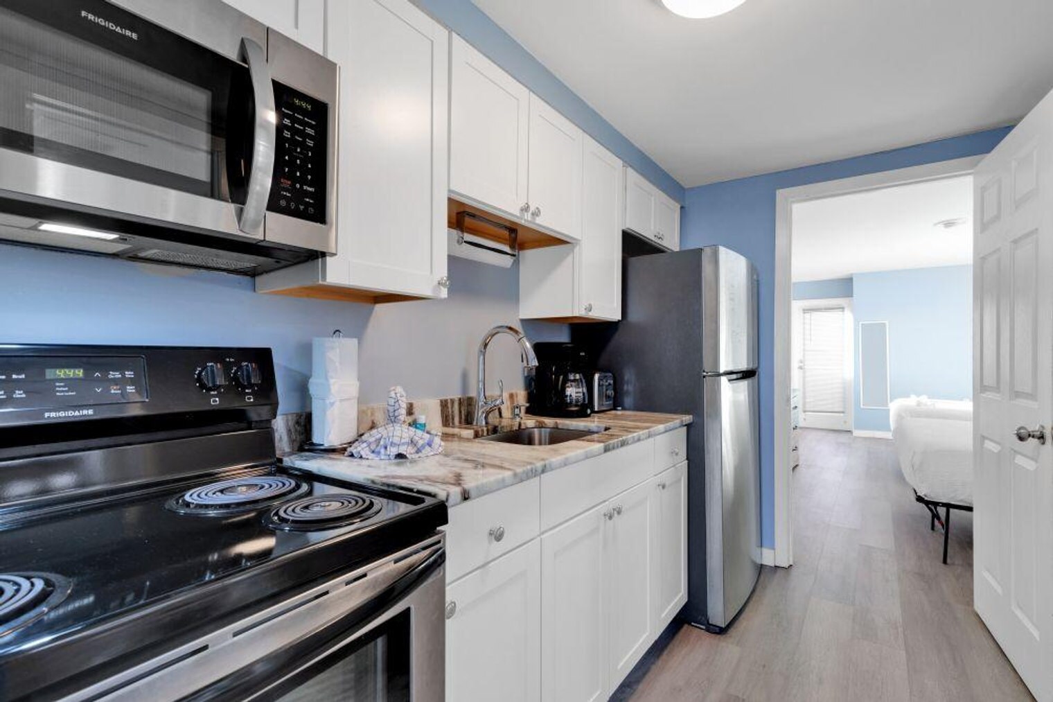 Building Photo - 2406 N Ocean Blvd