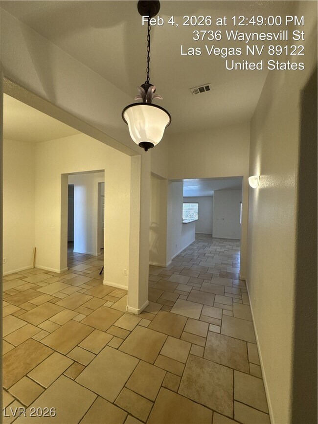 Building Photo - 3736 Waynesvill St