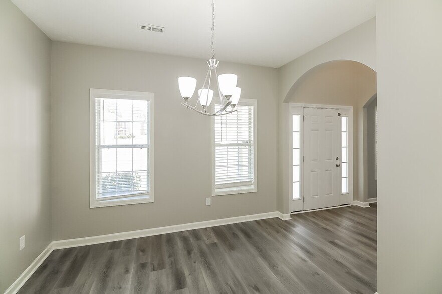 Building Photo - 330 Derby Dr