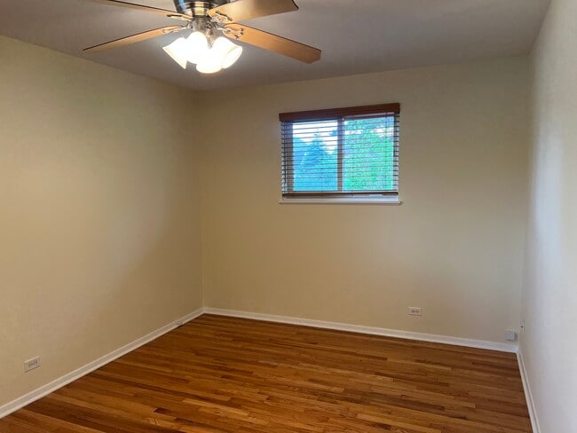 Building Photo - 1520 N Fernandez Pl