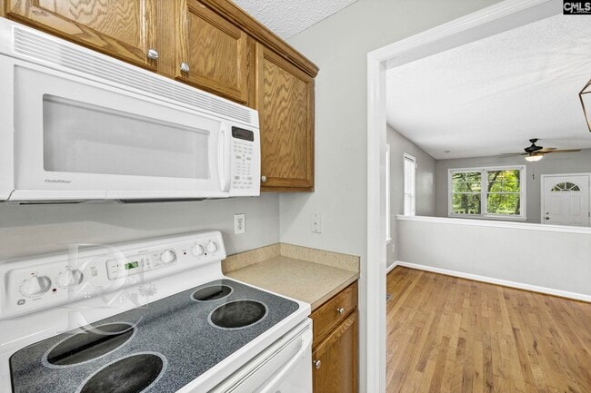 Building Photo - 23 Graymont Cir