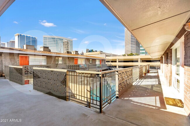 Building Photo - 45 E Lexington Ave