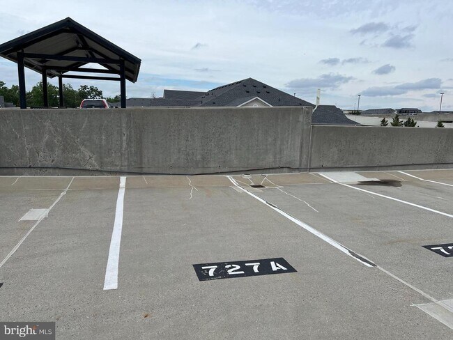 Building Photo - 12905 Centre Park Cir