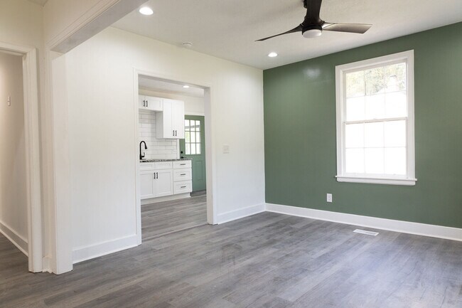 Building Photo - Hickman Rental