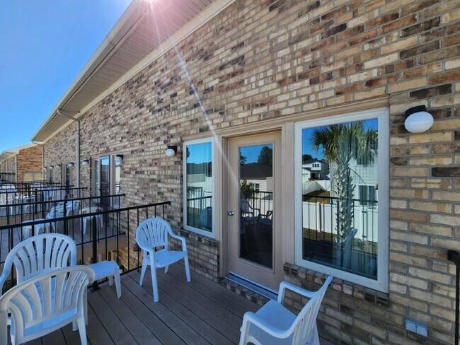 Building Photo - 216 Double Eagle Dr