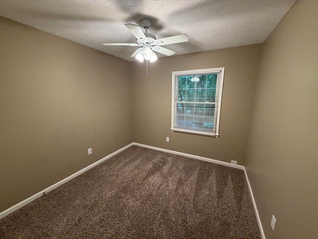 Building Photo - 103 Wenwood Cir
