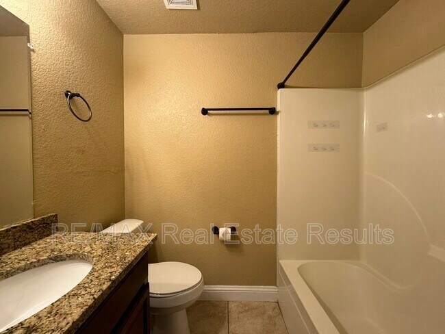 Building Photo - 1523 N Dawn Dr