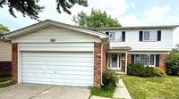 Building Photo - 1625 Lakewood Dr