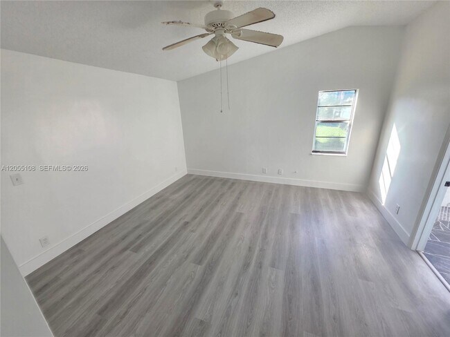 Building Photo - 5307 NW 93 Ave