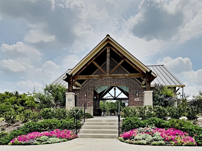 Building Photo - 7362 Sprangletop St