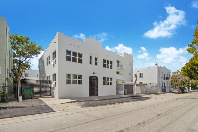 Primary Photo - 1012 SW 4th St