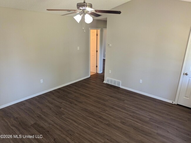 Building Photo - 10257 Palmer Dr